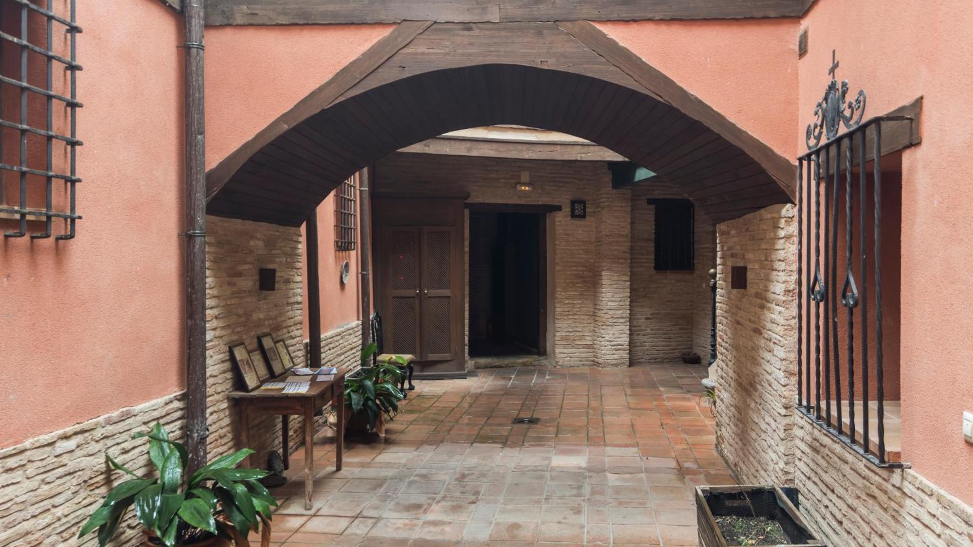 Apartamento La Buhardilla Del Pozo Amargo By Ap Toledo